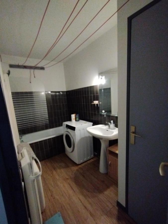 Apartamento Agradable 塔布 外观 照片